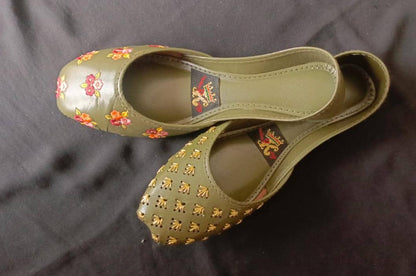 Multani khosa and chappal